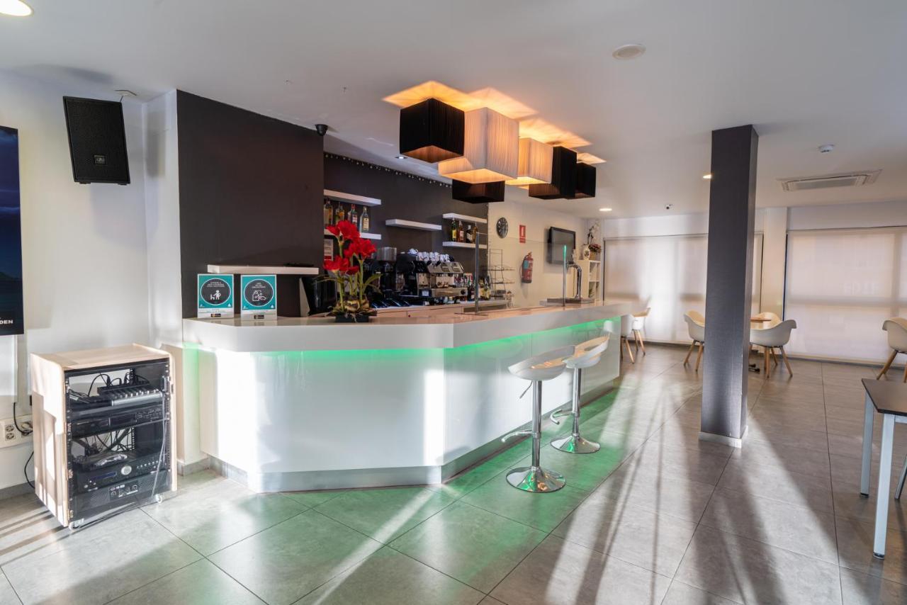 Hotel Golden Benidorm Bagian luar foto