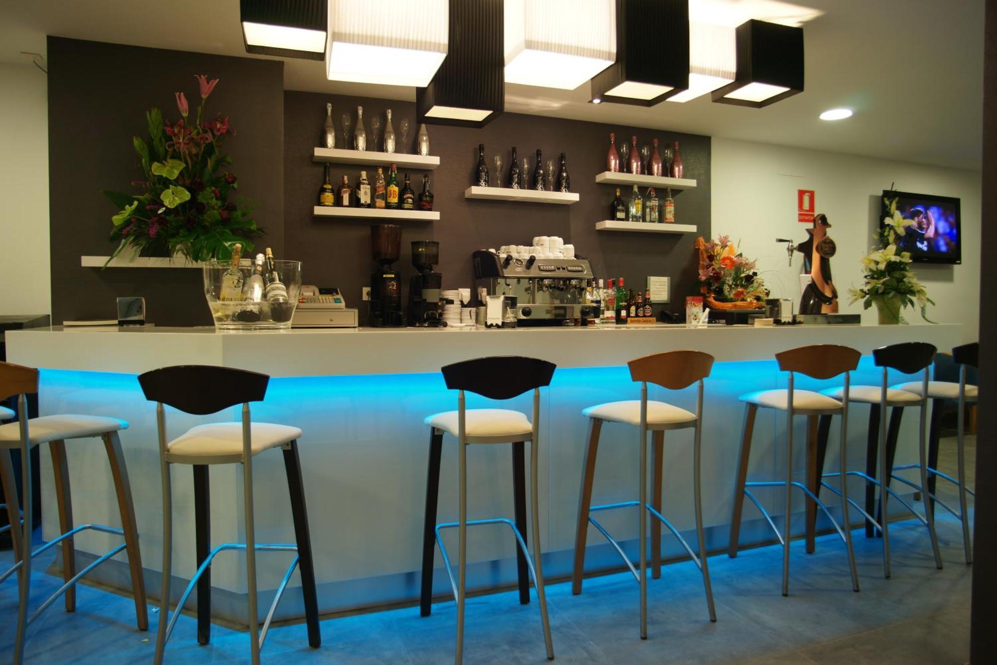 Hotel Golden Benidorm Bagian luar foto