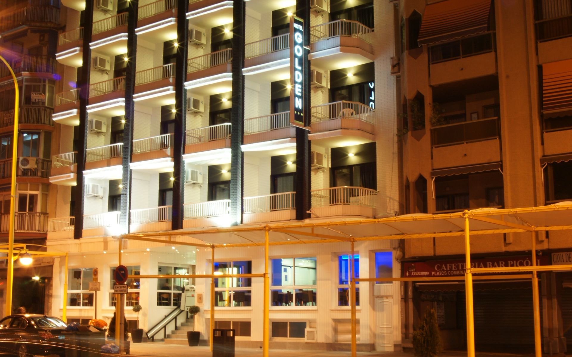 Hotel Golden Benidorm Bagian luar foto