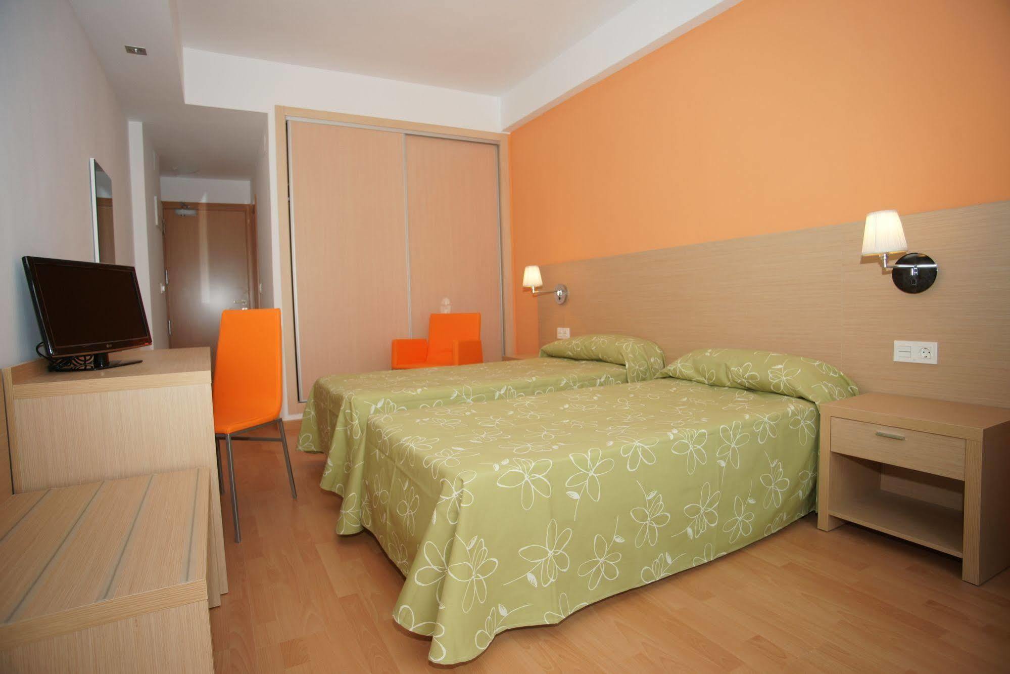 Hotel Golden Benidorm Bagian luar foto